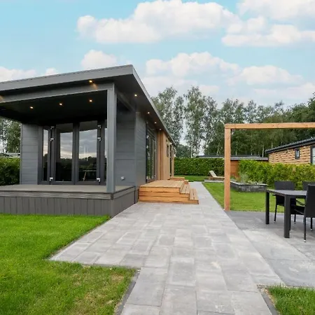 Holiday park Recreatiepark Maas En Bos *